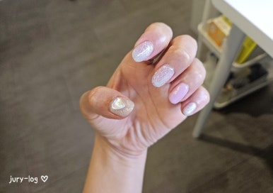 히어네일 이미지