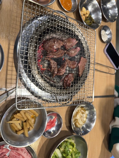 오늘도한우월성 이미지