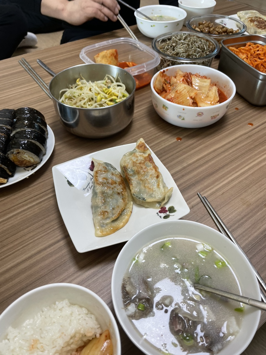 2월하양 이미지