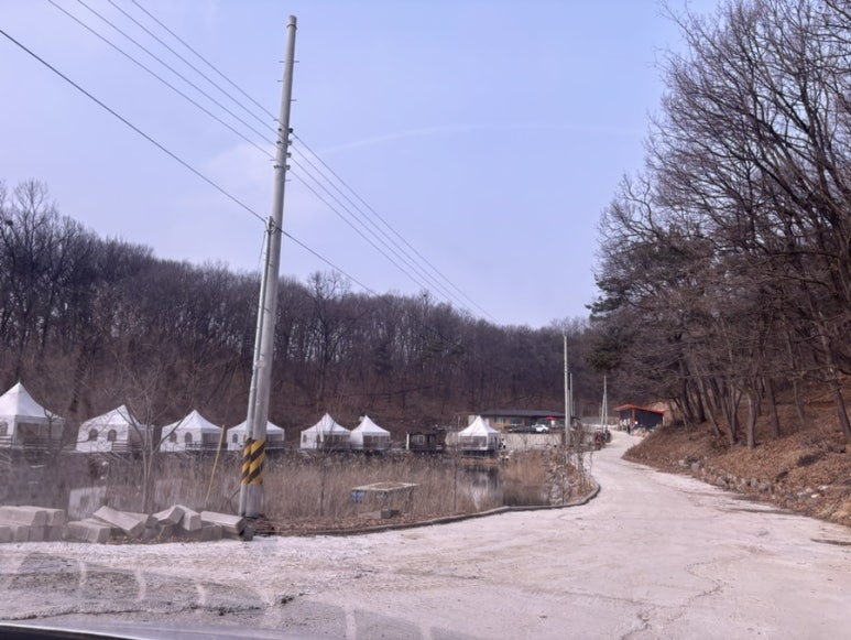 더 봄날 캠핑장 이미지