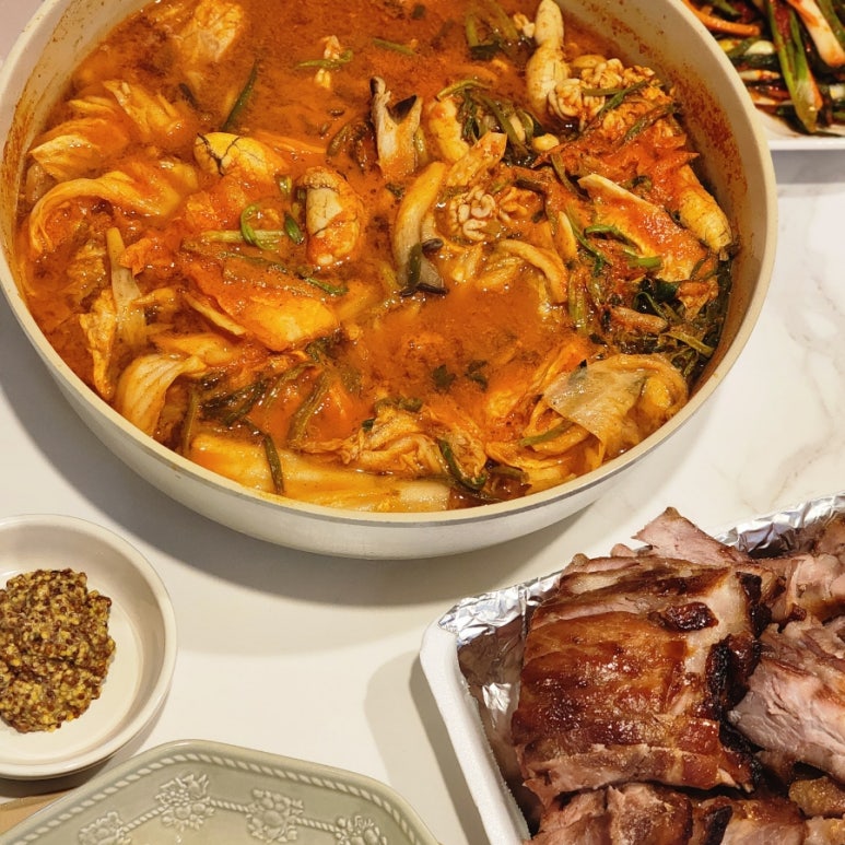 후룩손칼국수 이미지