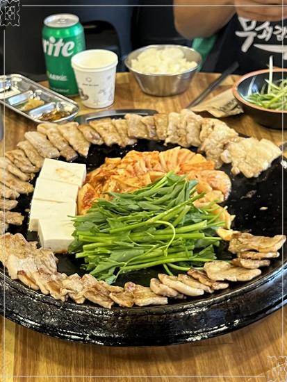 무쇠김치삼겹 이미지