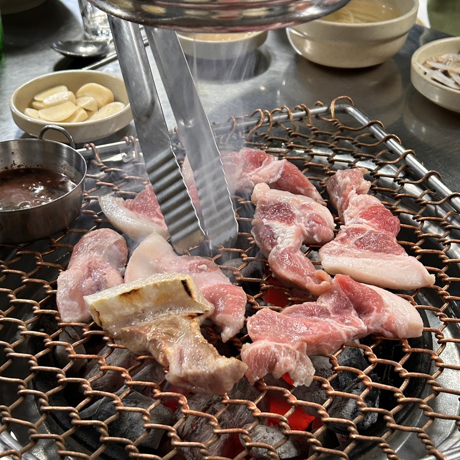 본가김해참숯뒷고기 이미지