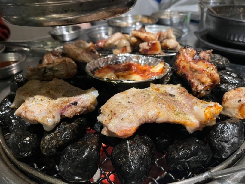 드럼통돌구이 이미지