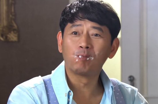 딸기카페 이미지