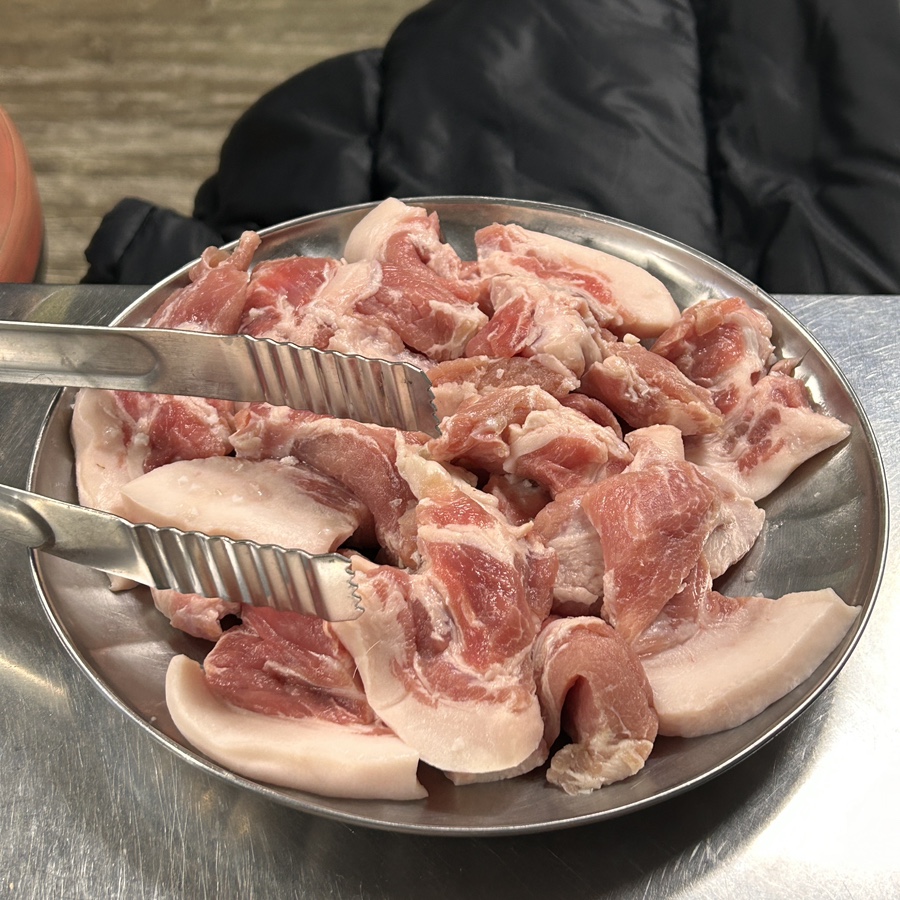 본가김해참숯뒷고기 이미지