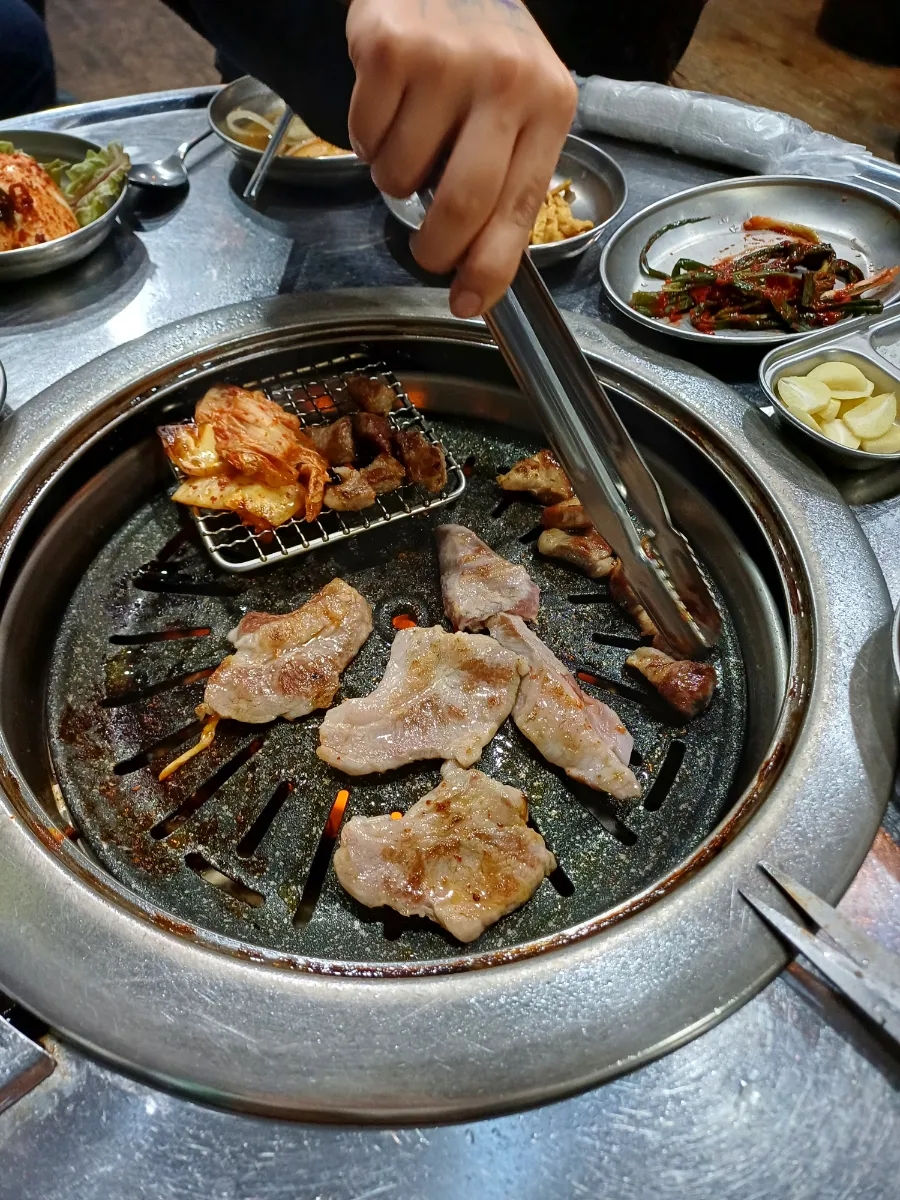 꿀꿀이집뒷고기 이미지