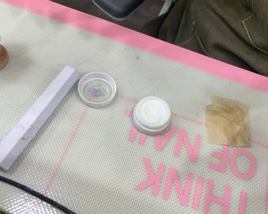 네일로와 이미지