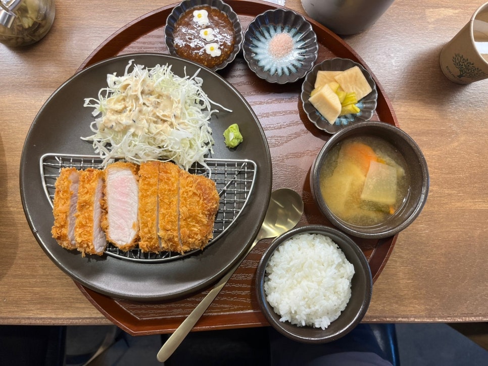 돈가스진옥 이미지