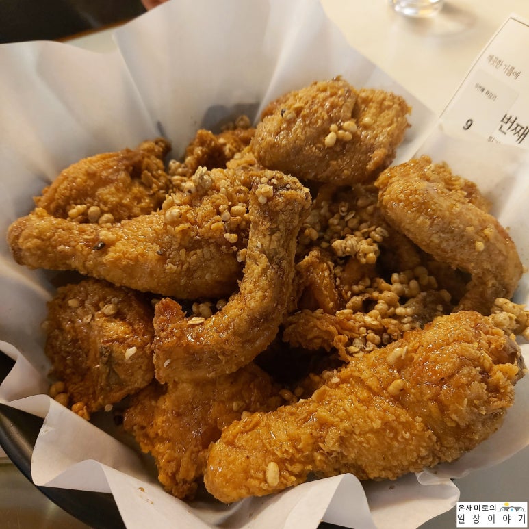 바른치킨송파잠실로봇점 이미지
