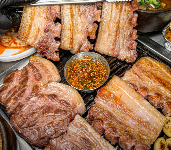 고인돌식당 이미지