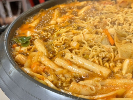 정류장앞 떡볶이 이미지