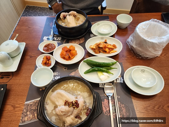 지호한방삼계탕 이미지