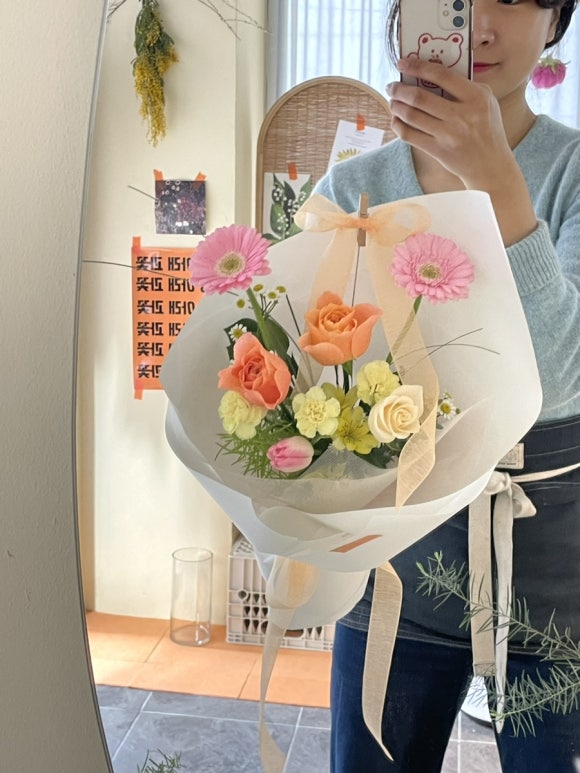 담장아래과꽃 이미지