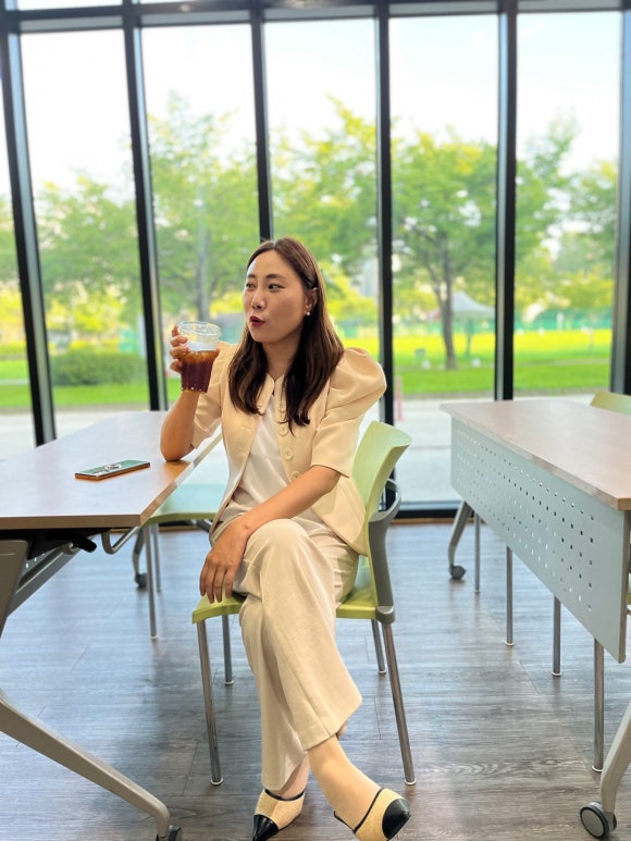 긍정 주식회사 이미지