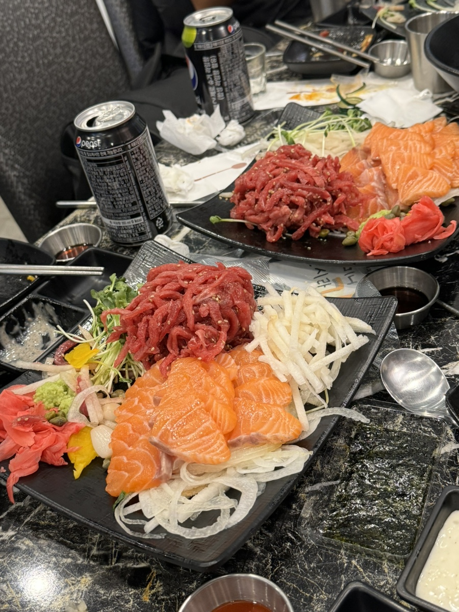 육회바른연어 보라매점 이미지
