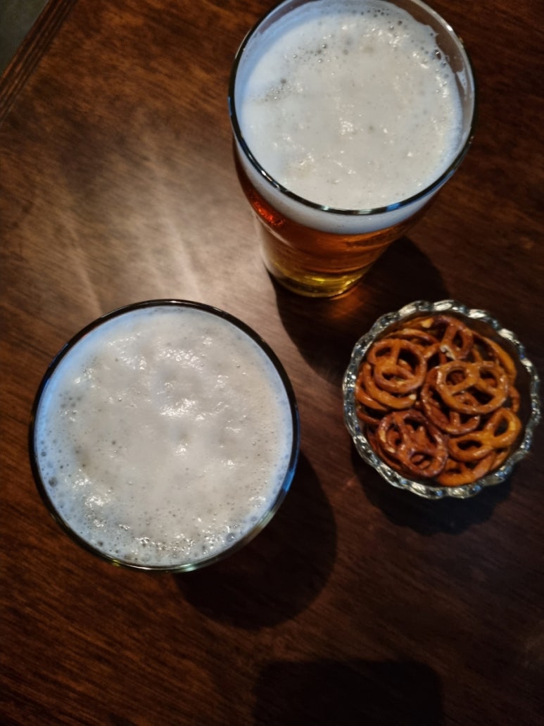 2층맥줏집 이미지