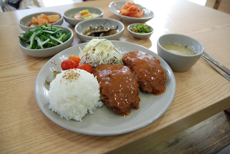 장수돈까스 이미지