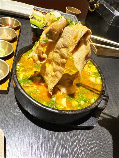 행복한금돼지 이미지