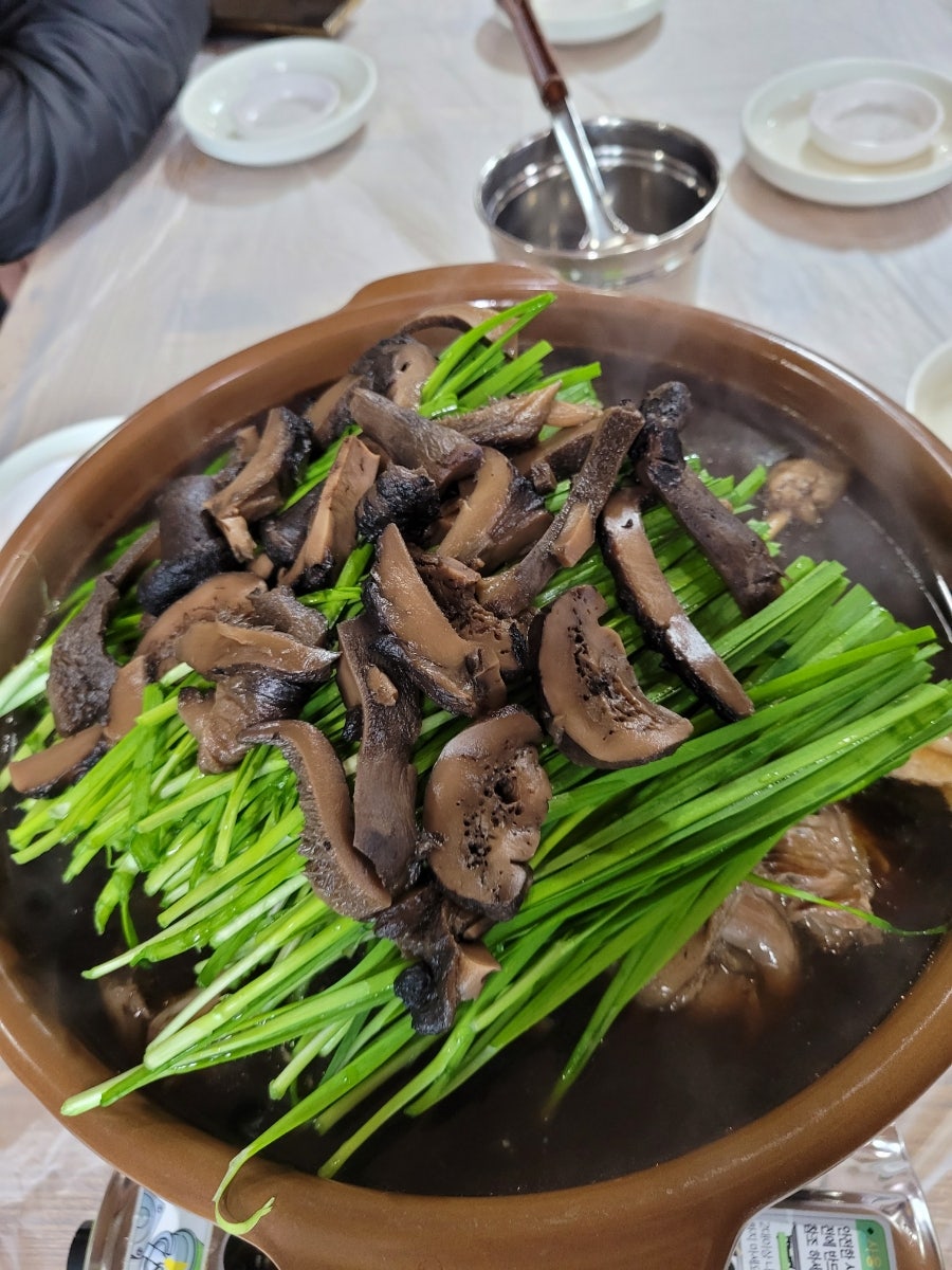 검단오리한방능이백숙 이미지
