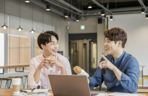 긍정 주식회사 이미지