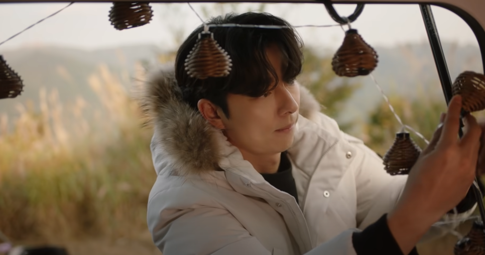 [디스커버리 X 공유] 반려견과의 슬기로운 캠핑 생활 | 21FW 가을 캠핑 편