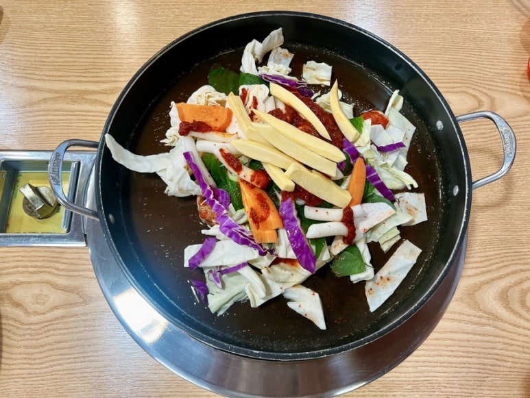 지완이네우연닭갈비 이미지
