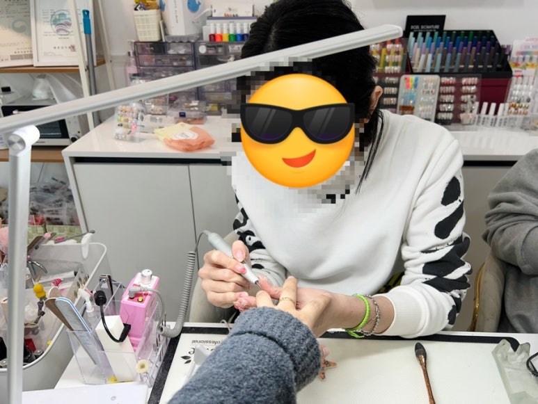 ONTHE네일 이미지