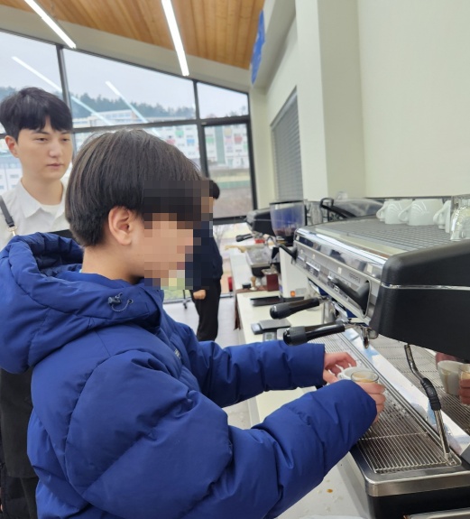 칼리고바리스타학원 이미지
