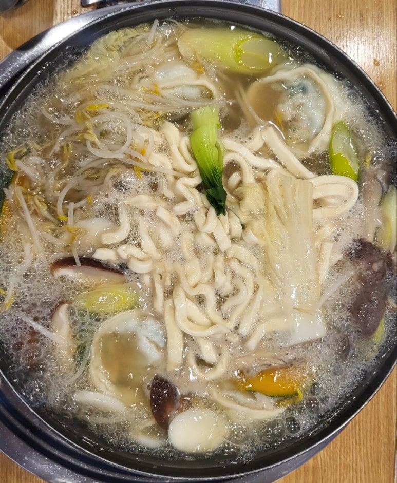 읍성해물칼국수 이미지