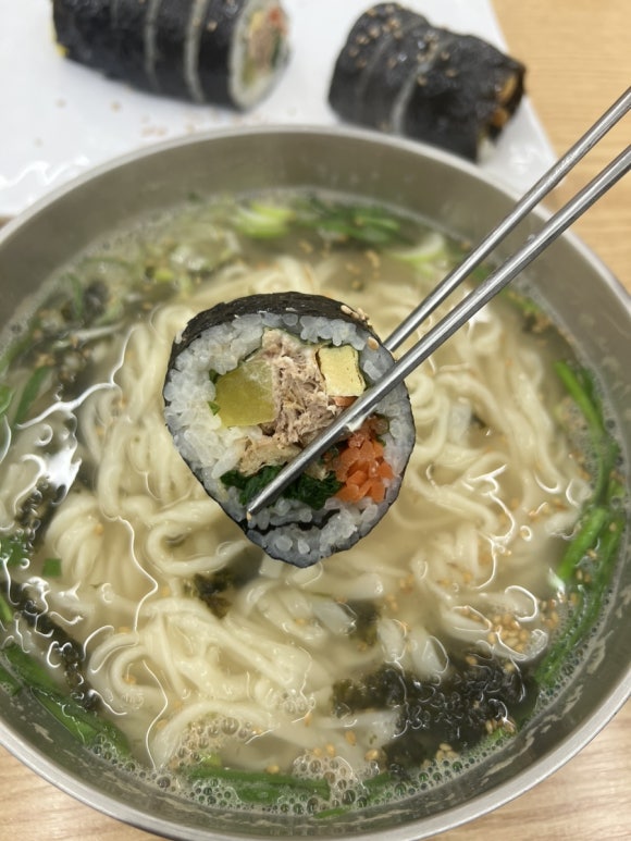 하나칼국수김밥 이미지