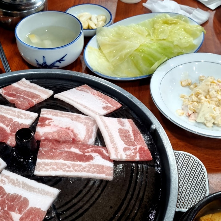 청호우렁쌈밥 이미지