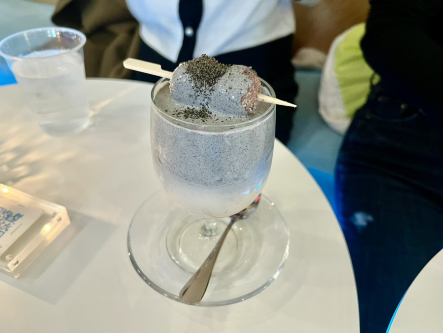 공간(GONG GAN) 이미지