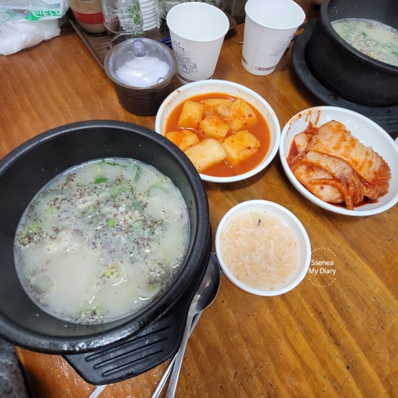 아바이순대국 이미지