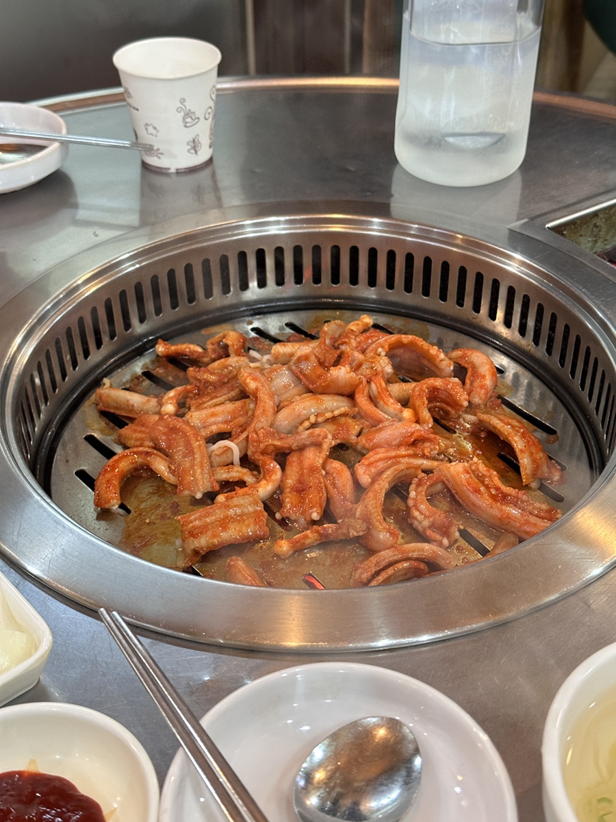 왓다숯불꼼장어 이미지