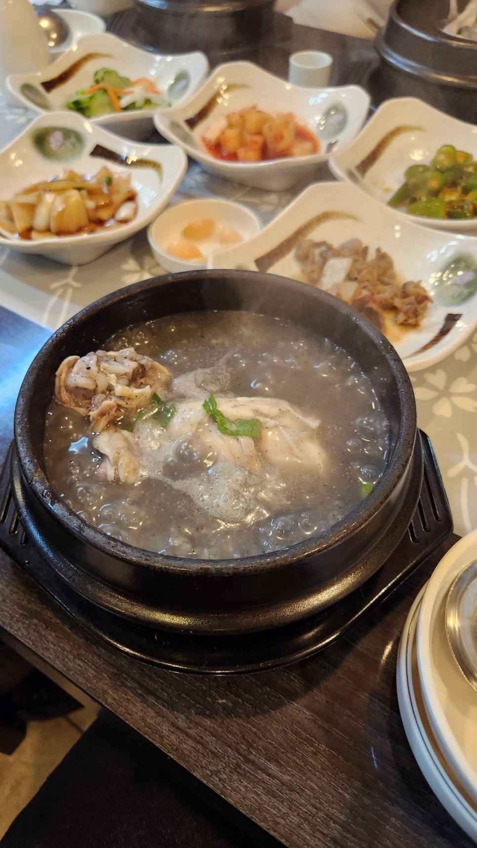 토종가흑임자삼계탕 이미지