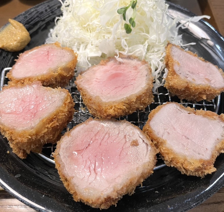 크레이지카츠현대백화점 이미지