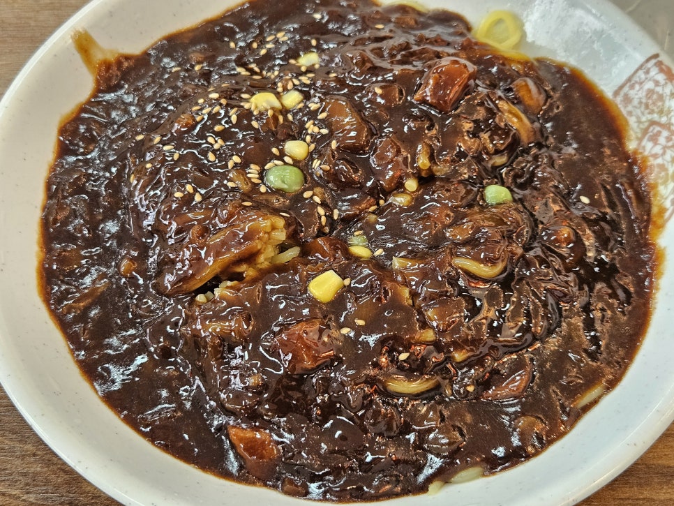 차이나윤 이미지