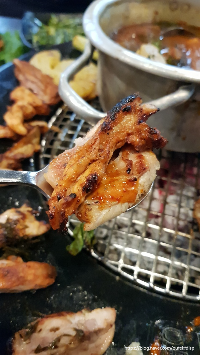 명물숯불닭갈비 이미지