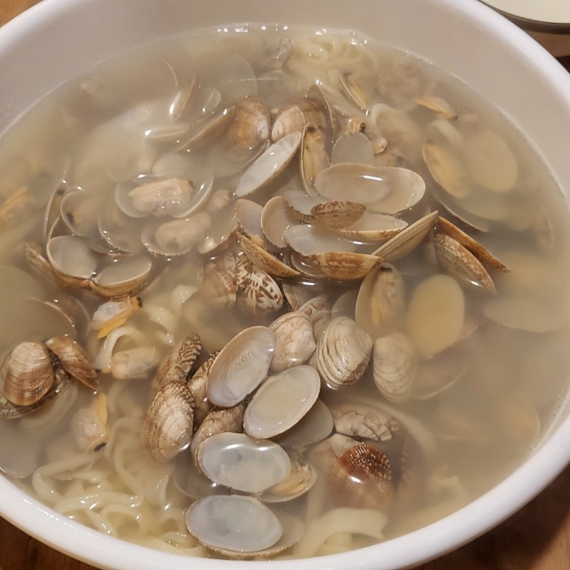 오모리생바지락손칼국수 이미지