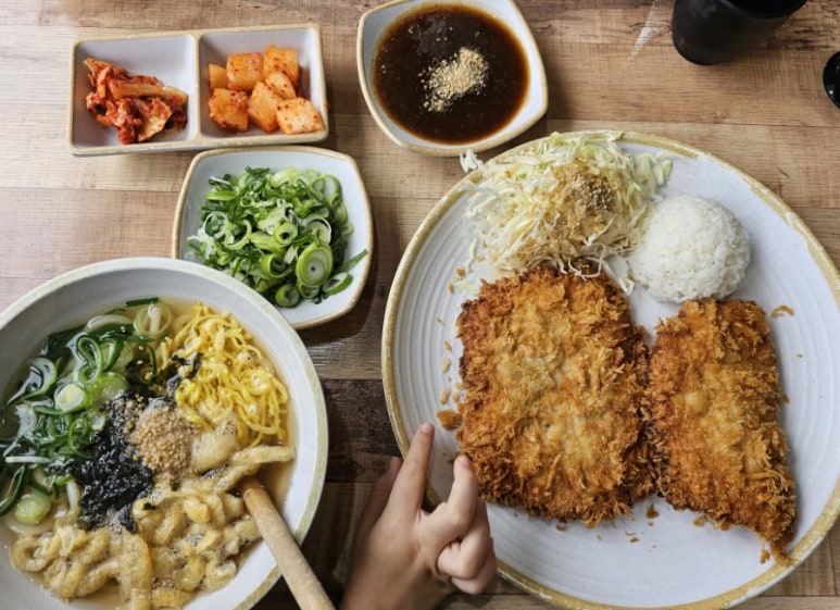밀밀돈까스 이미지