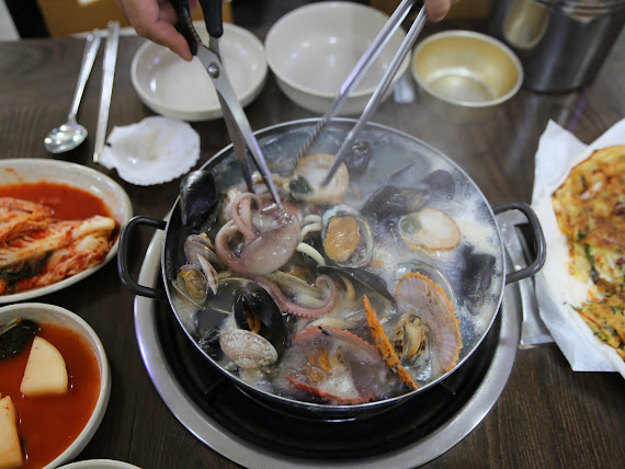 바다칼국수 이미지