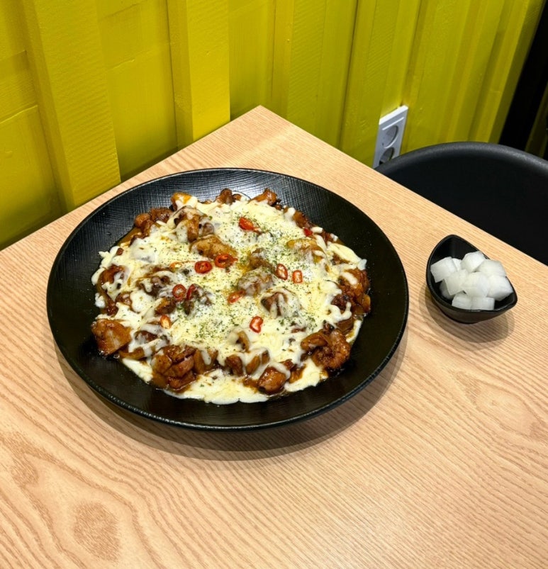 치키치밥 이미지