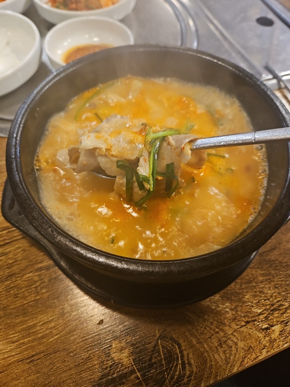 부산 아지매 국밥 신논현역점 이미지