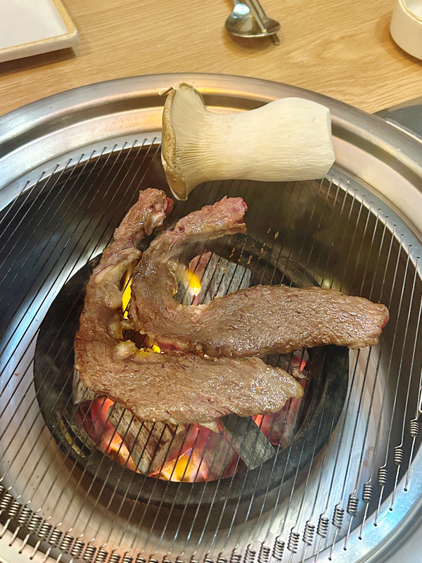 미우한우신관 이미지