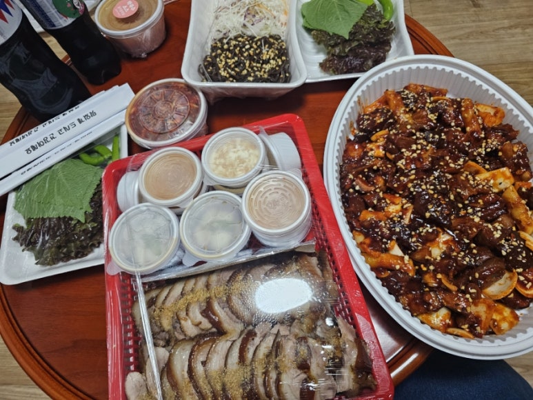 홍이왕족발 이미지