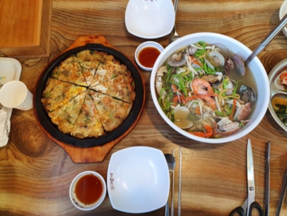 용칼국수 이미지