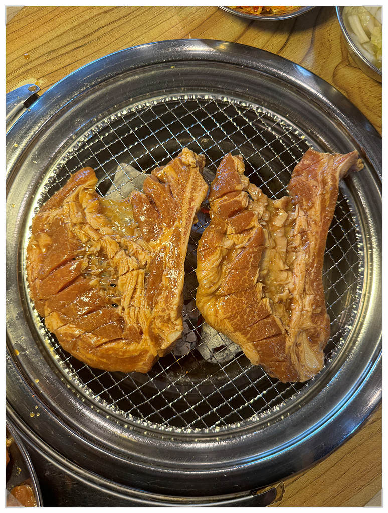 삼거리고깃집 이미지