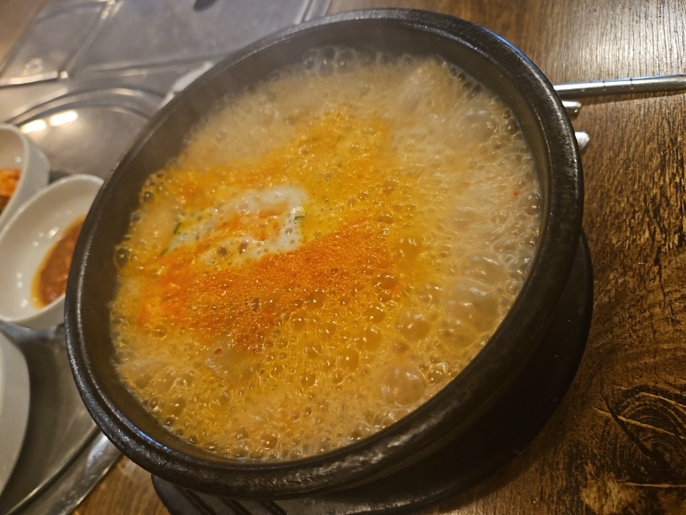 부산 아지매 국밥 신논현역점 이미지