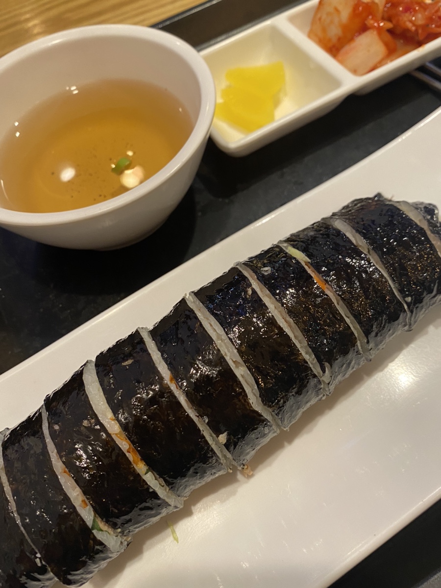 얌샘김밥 서울역점 이미지